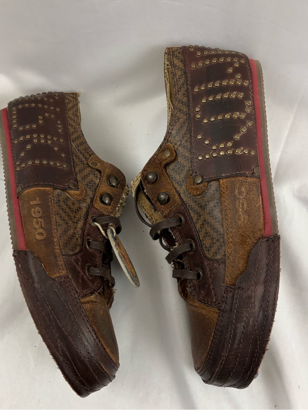NWT Kowalski sz37 studded vintage vibe leather lace up sneakers…